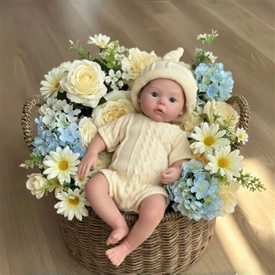 다시 태어난 인형 실리콘 바디